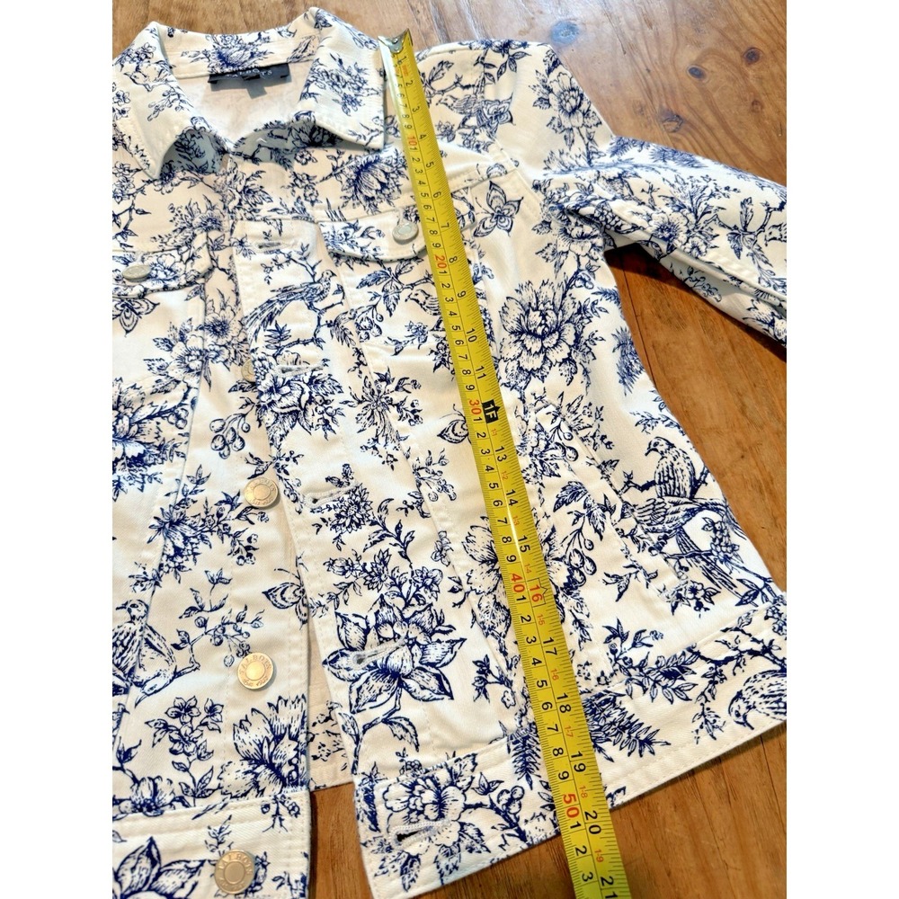 TALBOTS White with Pretty Bird Toile Print (Blue) Classic Denim Jacket Sz XS - Picture 9 of 10